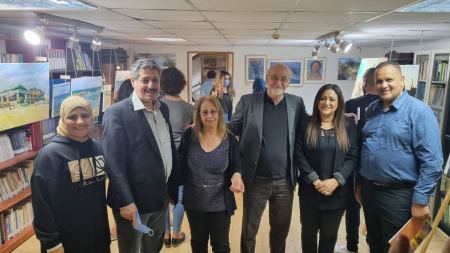 حيفا تستضيف معرض جسر الزرقاء"قصة بلد على البحر "